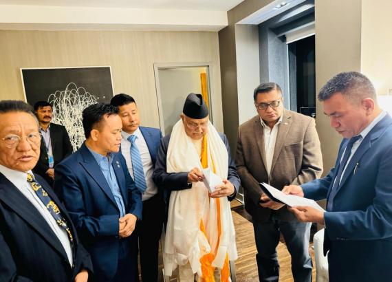 हिमताल विष्फोटबाट प्रभावित थामेको पुननिर्माणमा सहयोग गर्न प्रधानमन्त्रीसमक्ष विश्व शेर्पा संघको माग